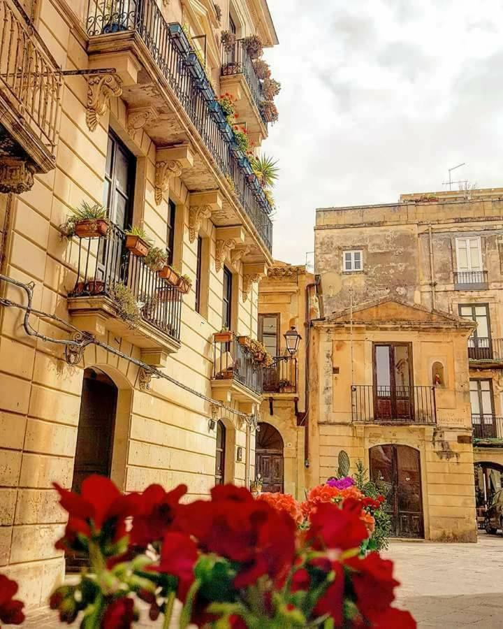 B&B Nido Colorato Fontane Bianche Exteriér fotografie